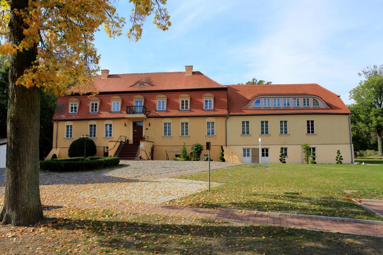 Schloss Zehdenick Luaran gambar
